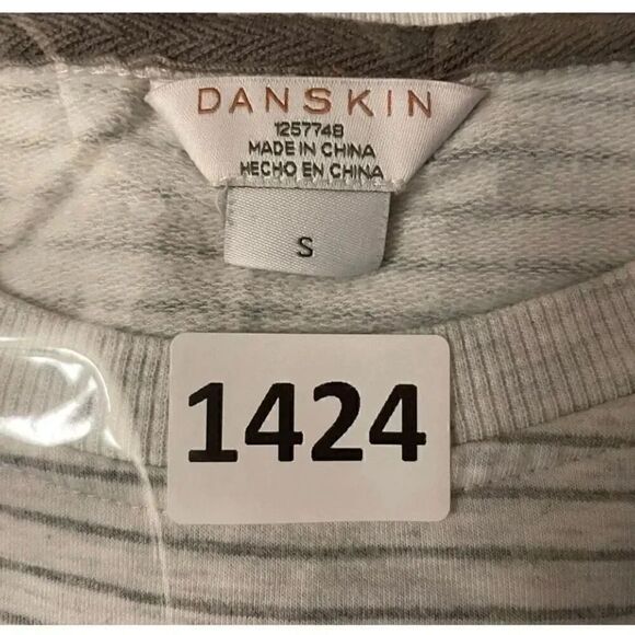 Danskin Womens Criss Cross Pull On Tunic Shirt Sweater Cream Heather/ Gray Strip - Picture 7 of 7